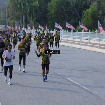 Runner Photo 7133556