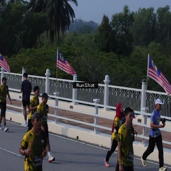 Runner Photo 7133575