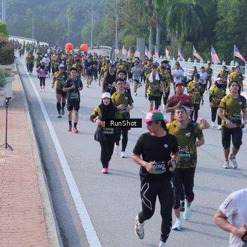 Runner Photo 7133578