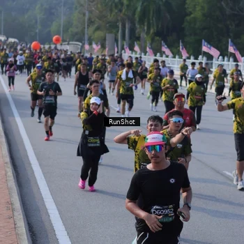Runner Photo 7133583
