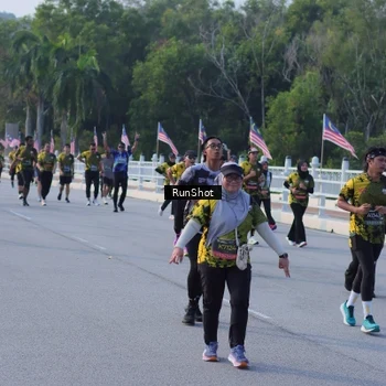 Runner Photo 7133591