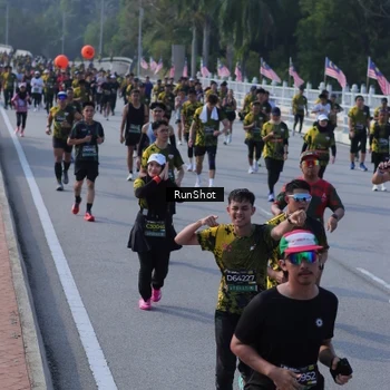 Runner Photo 7133594