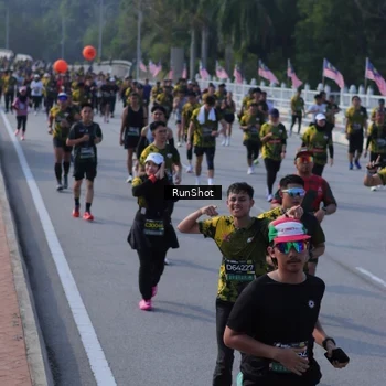Runner Photo 7133613