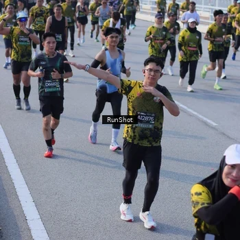 Runner Photo 7133624
