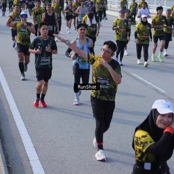 Runner Photo 7133628