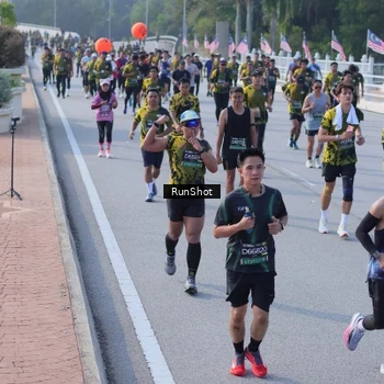 Runner Photo 7133637