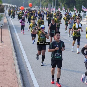Runner Photo 7133640