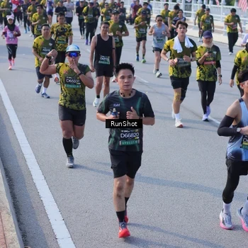 Runner Photo 7133641