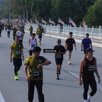 Runner Photo 7133661