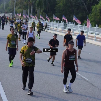 Runner Photo 7133662