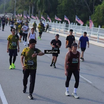 Runner Photo 7133664