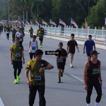 Runner Photo 7133665