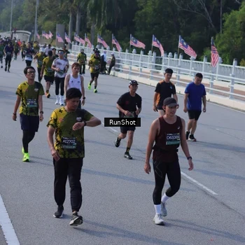 Runner Photo 7133666