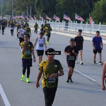 Runner Photo 7133668