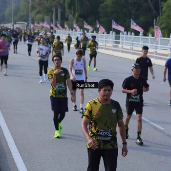 Runner Photo 7133671