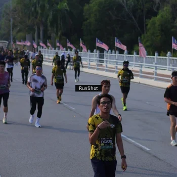 Runner Photo 7133679