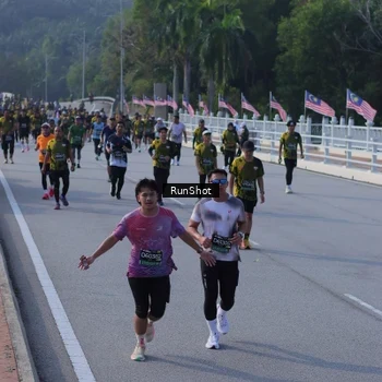 Runner Photo 7133687