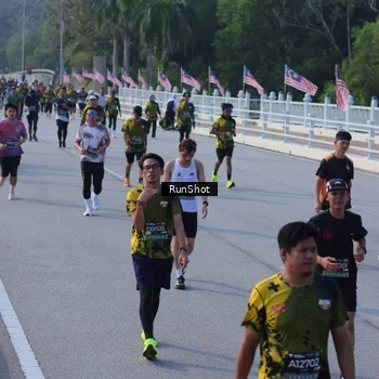 Runner Photo 7133688