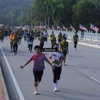 Runner Photo 7133689