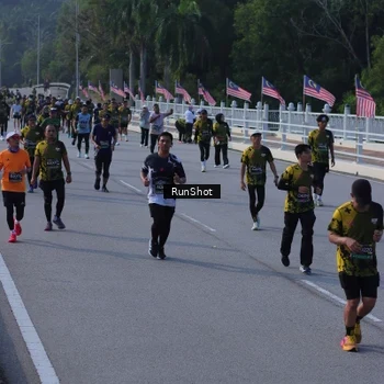 Runner Photo 7133714