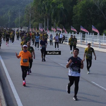 Runner Photo 7133719