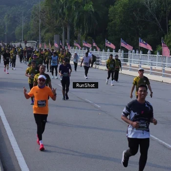 Runner Photo 7133721