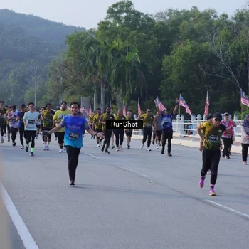 Runner Photo 7133723