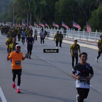 Runner Photo 7133725