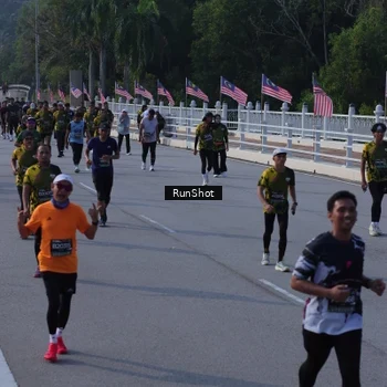 Runner Photo 7133730