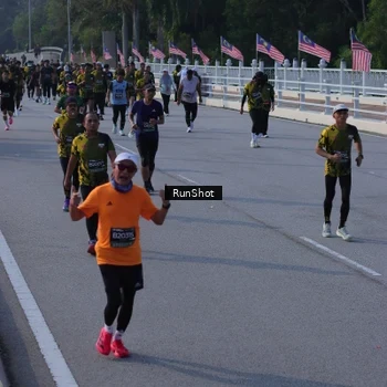 Runner Photo 7133733