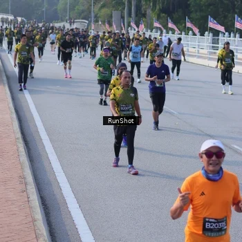 Runner Photo 7133745