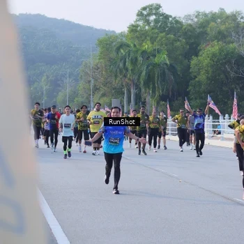 Runner Photo 7133758