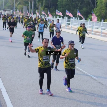 Runner Photo 7133759