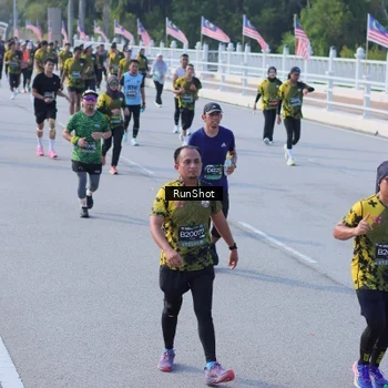 Runner Photo 7133769