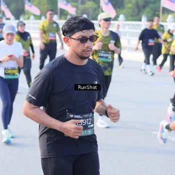 Runner Photo 7133775