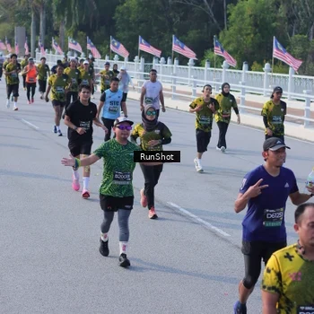 Runner Photo 7133789