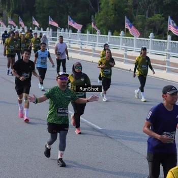 Runner Photo 7133792