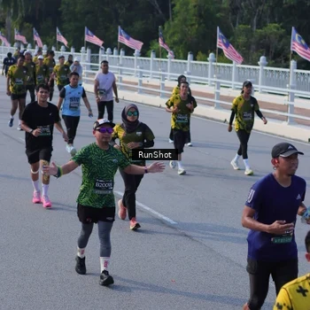 Runner Photo 7133798