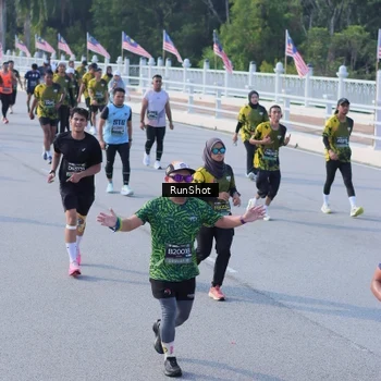 Runner Photo 7133800