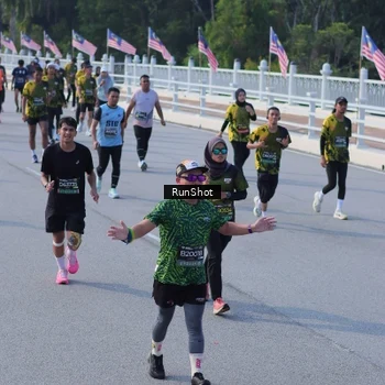 Runner Photo 7133801