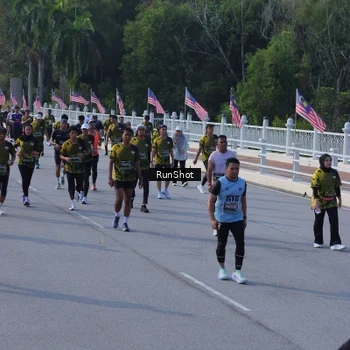 Runner Photo 7133818