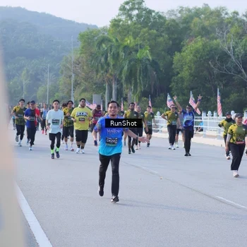 Runner Photo 7133823