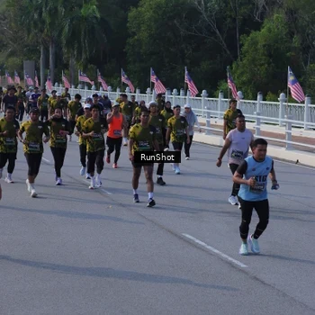 Runner Photo 7133829