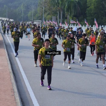 Runner Photo 7133837