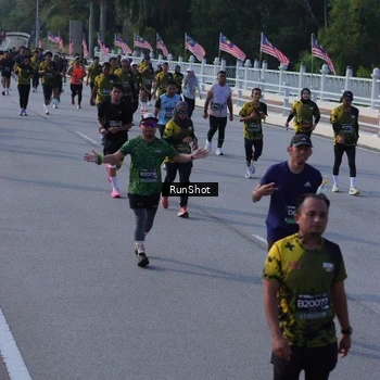 Runner Photo 7133838