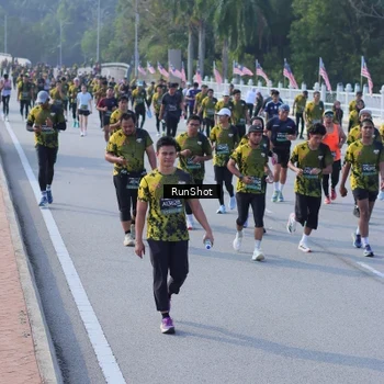 Runner Photo 7133840