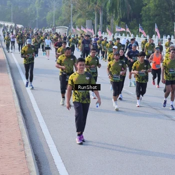 Runner Photo 7133841