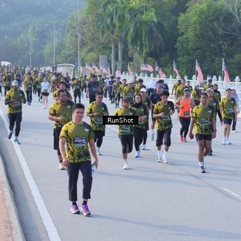 Runner Photo 7133845