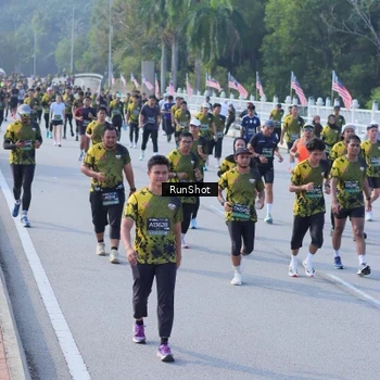 Runner Photo 7133849
