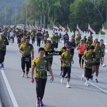 Runner Photo 7133850